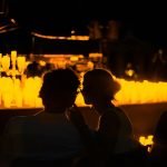 احتفل بعيد الحب مع العروض الساحرة من Candlelight هذه السلسلة من الحفلات الموسيقية توفر طريقة لا تُنسى وساحرة للاحتفال بموسم الحب
