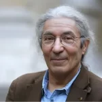 ماكرون يتمنى أن “يستعيد صنصال حريته” وسياسيون فرنسيون ينددون بالحكم بسجنه خمس سنوات في الجزائر